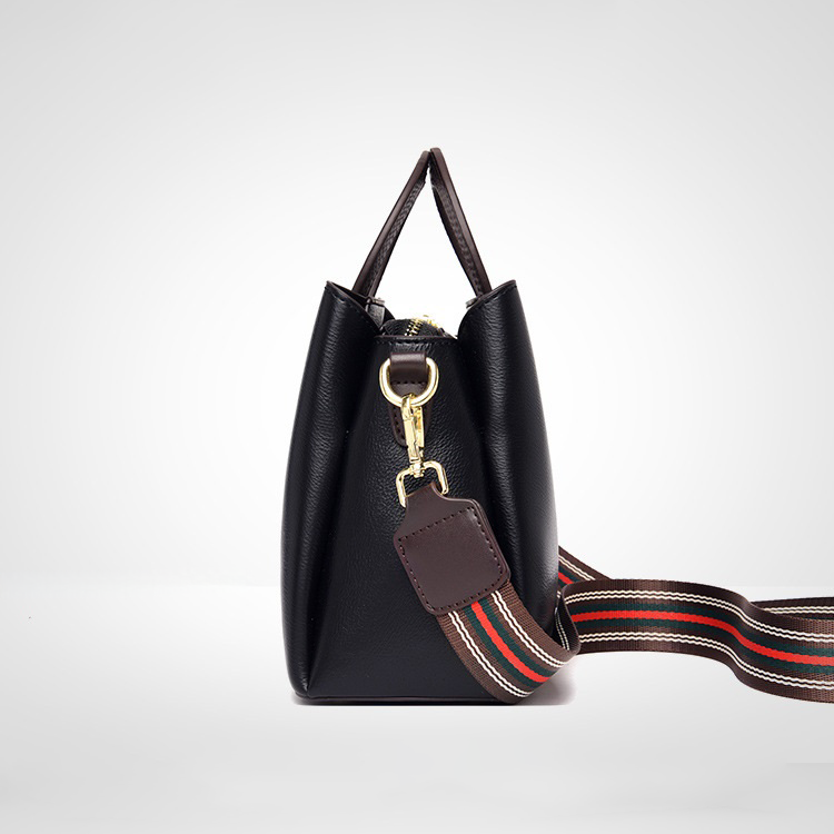 Emilia Elegant Leather Crossbody Bag