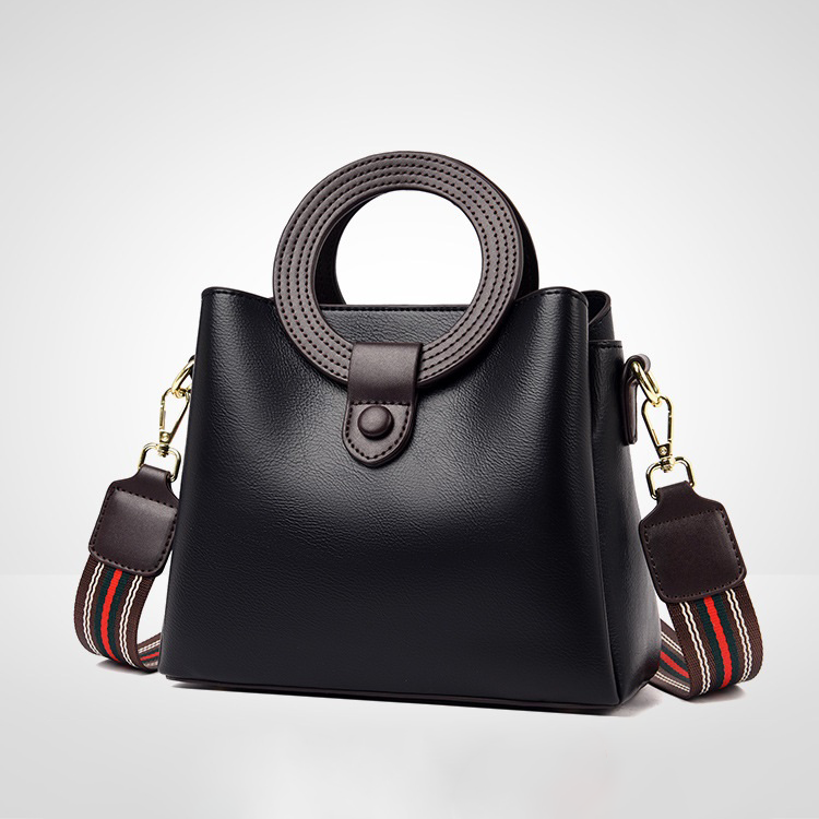 Emilia Elegant Leather Crossbody Bag