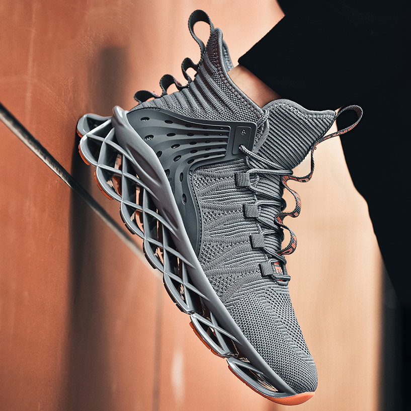 Saint Morris Sleek Blade Sneaker