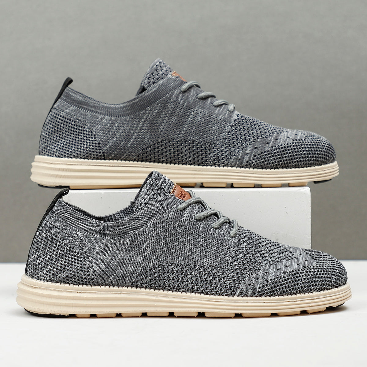 Vinizio Flexible Woven Sneaker