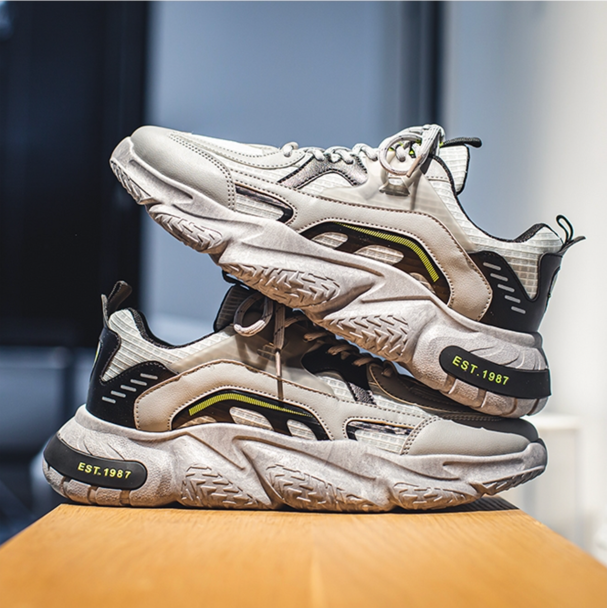 Monarch Nitro Retro Sneaker