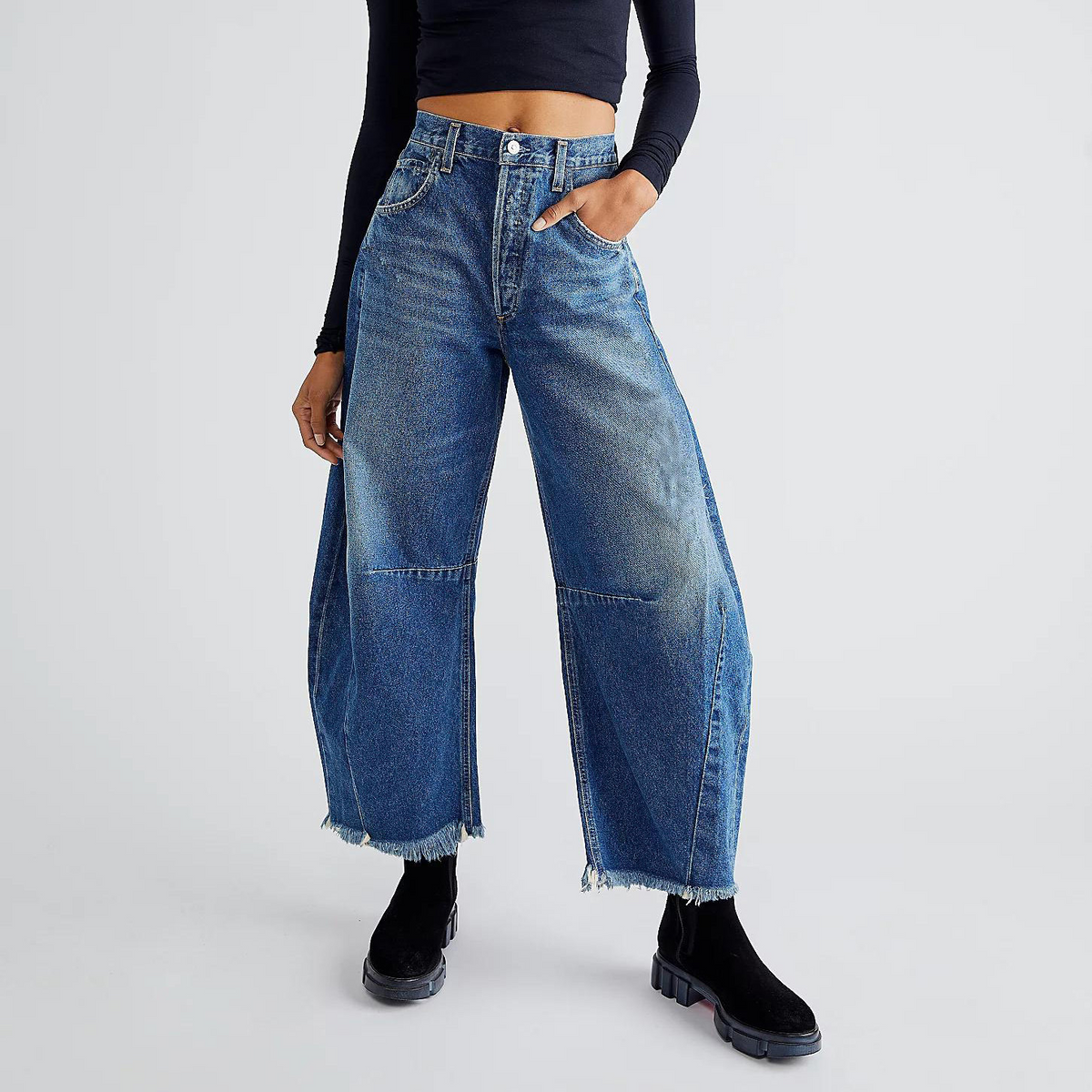 L&#39;ATERIBÉLLE FLARED DENIM JEANS BY LILIAN-THOURAM™