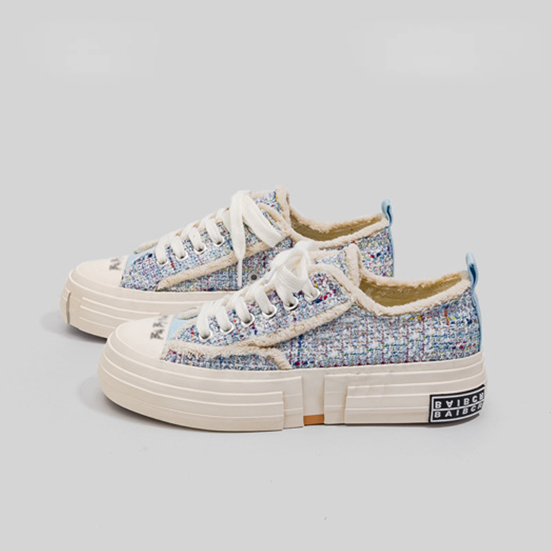 Emilia-Calou Modish Canvas Sneaker