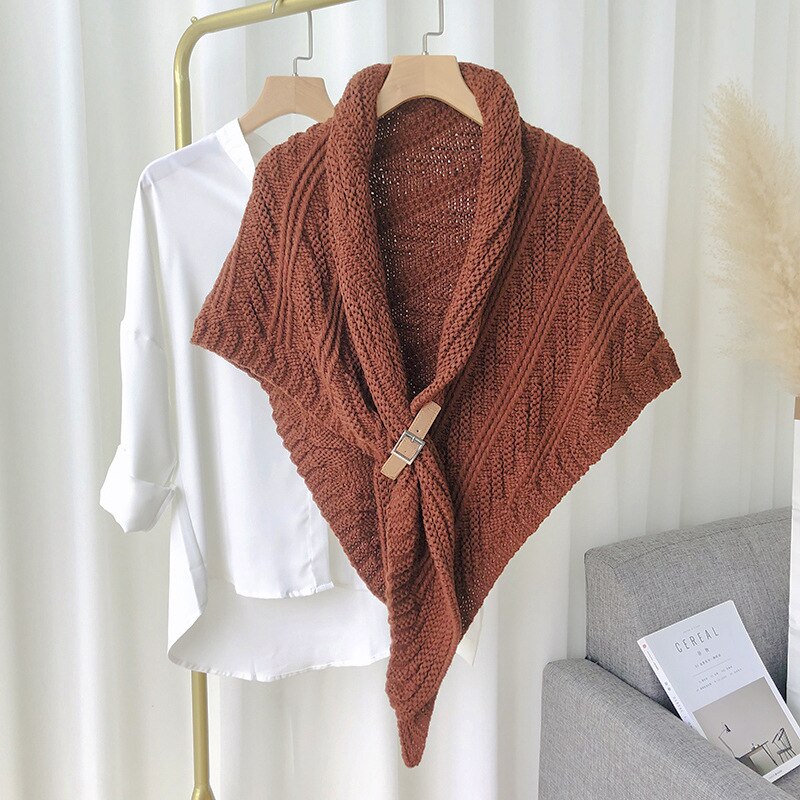 Izy Lynden Cozy Shawl