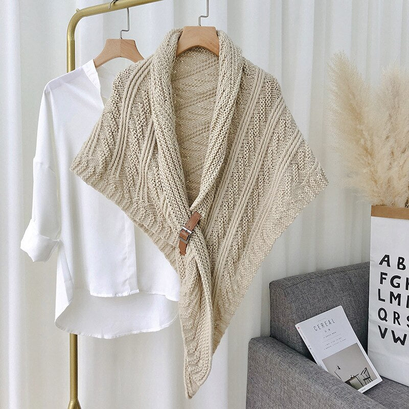 Izy Lynden Cozy Shawl