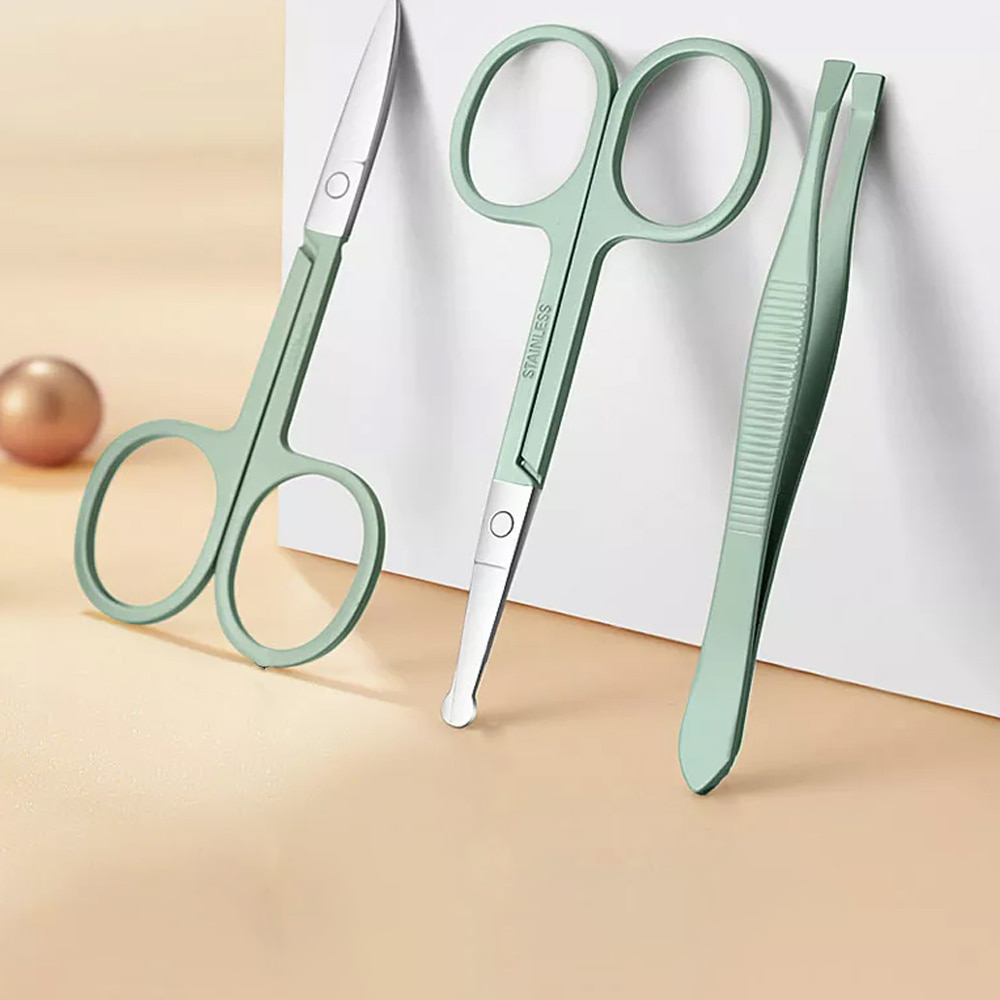 Cleo Executive Grooming Kit