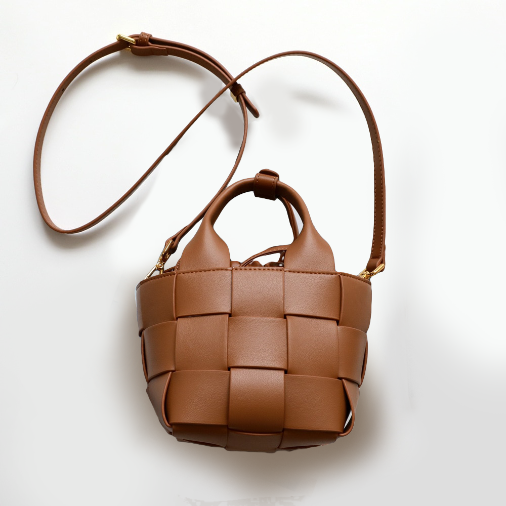 Emilia-Calou Luxe Leather Bucket Bag