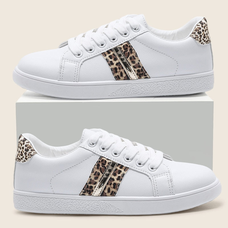 Emilia-Calou Classic Low Top Sneaker