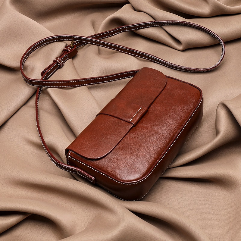 Janveni Classic Leather Crossbody Bag
