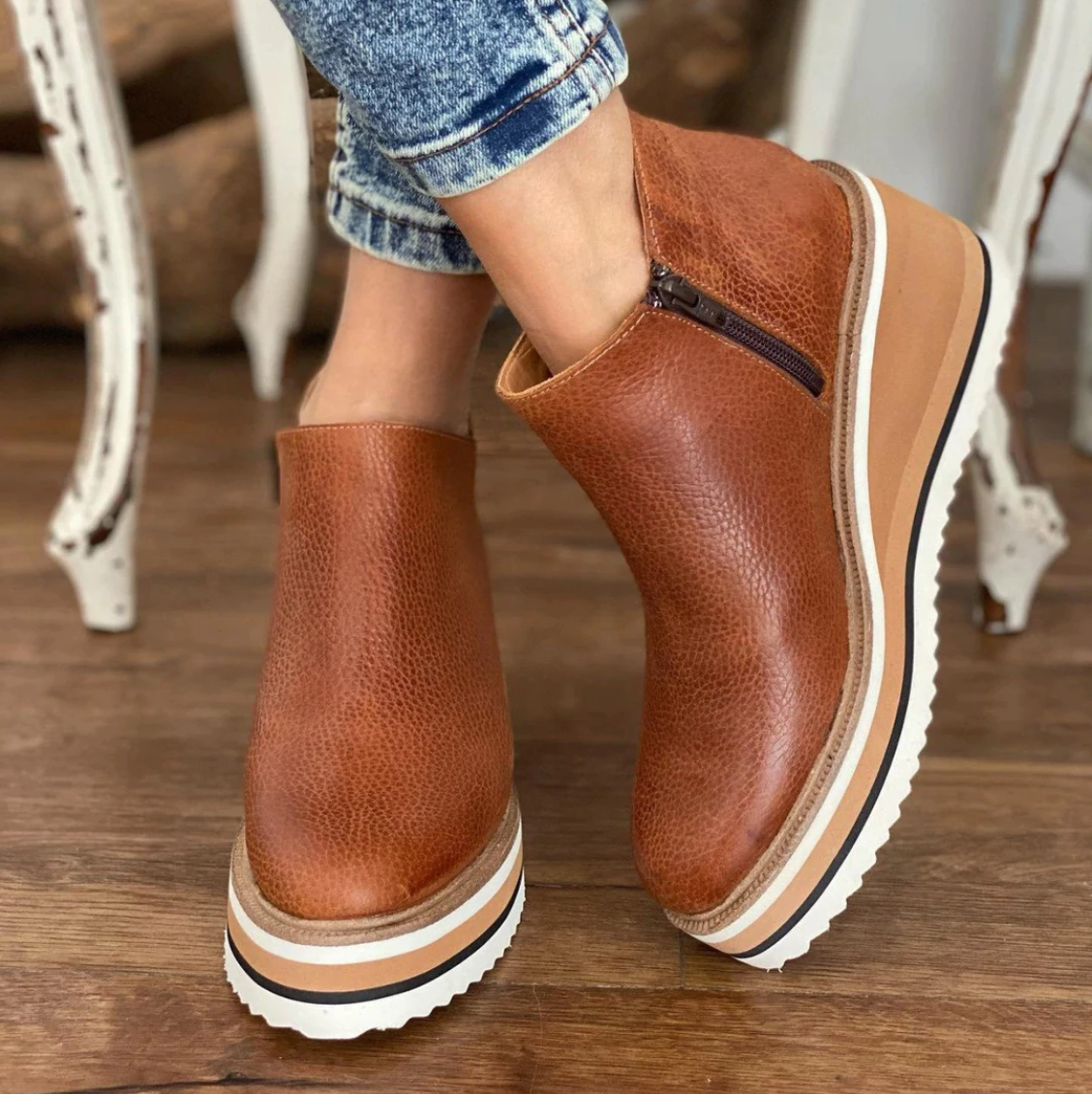 Emilia-Calou Summerly Platform Booties