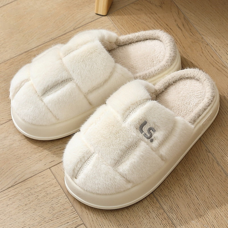 Calienne Cozy Fur-Lined Slipper