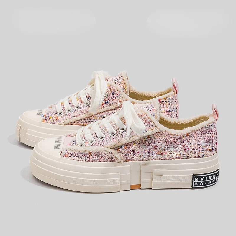 Emilia-Calou Modish Canvas Sneaker