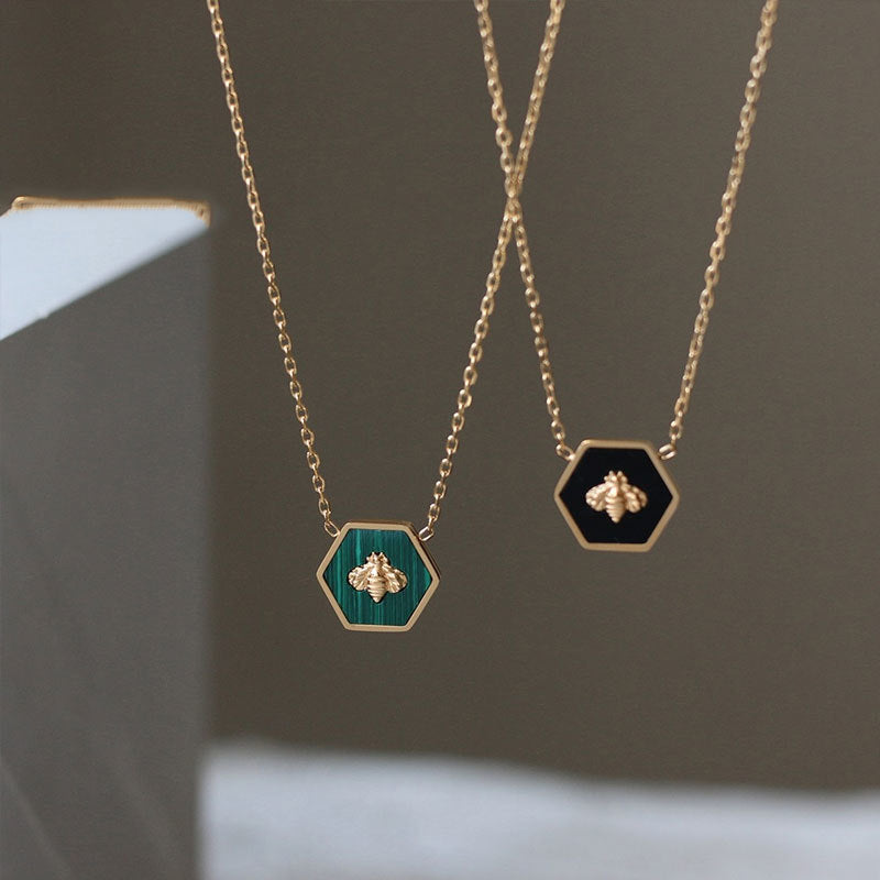 Exquisite Clavicle Bee Necklace